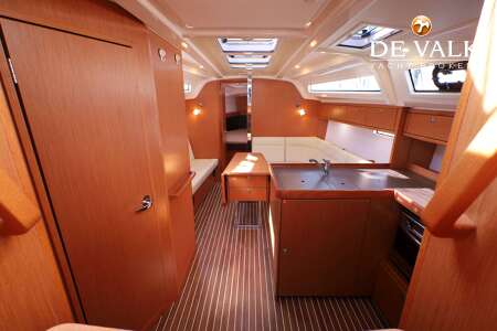 BAVARIA CRUISER 37