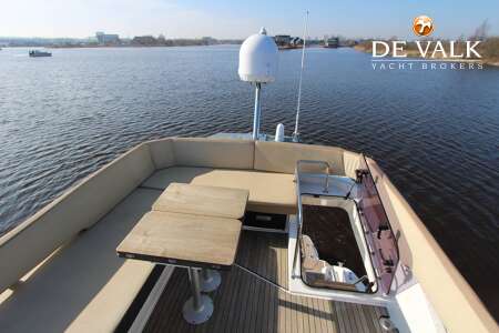 BAVARIA R40 FLY