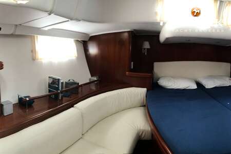 BENETEAU 57