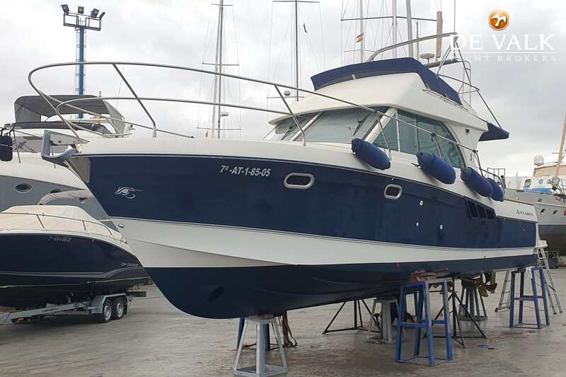 BENETEAU ANTARES 9.80