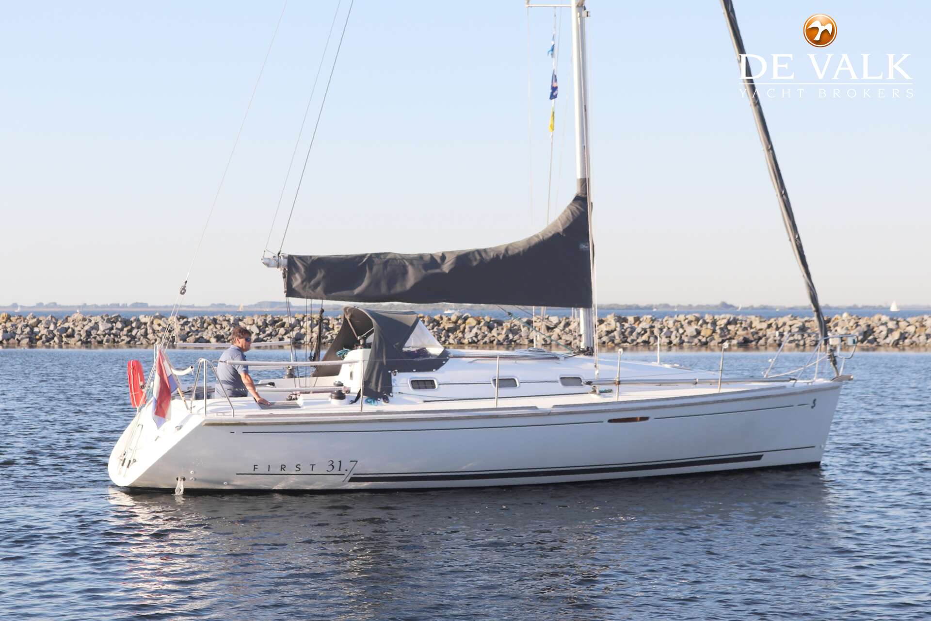 segelyacht beneteau first 31.7 gebraucht