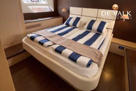 BENETEAU MONTE CARLO 47 FLY