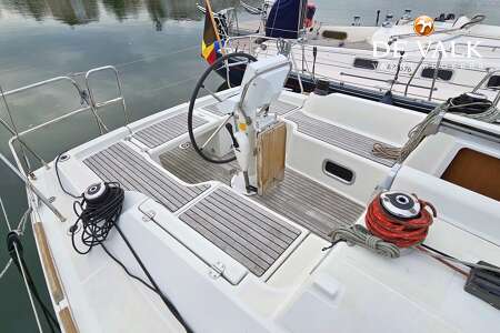 BENETEAU OCEANIS 31
