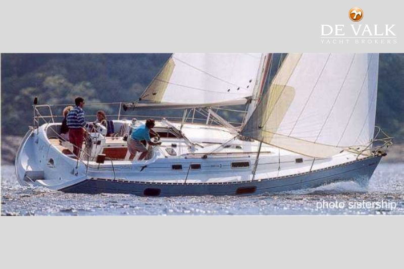 OCEANIS 351= VERKO sailing yacht for sale De Valk Yacht broker