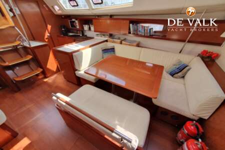 BENETEAU OCEANIS 54