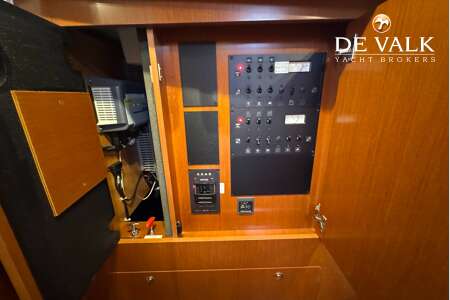 BENETEAU OCEANIS 60