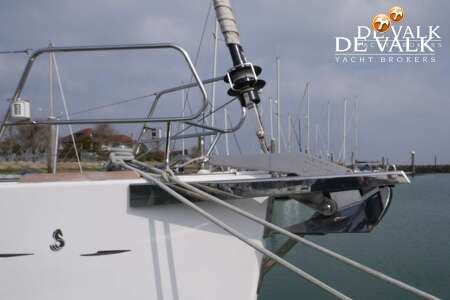 BENETEAU OCEANIS 60