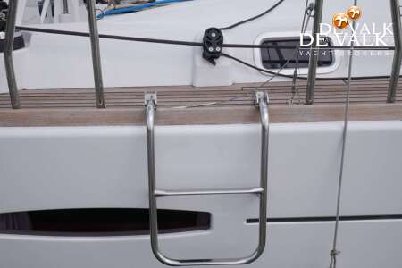 BENETEAU OCEANIS 60