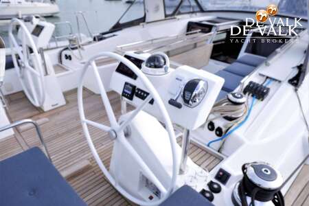 BENETEAU OCEANIS 60