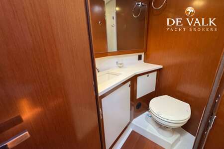 BENETEAU OCEANIS 60
