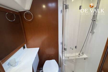 BENETEAU OCEANIS 60