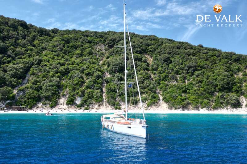 BENETEAU SENSE 57
