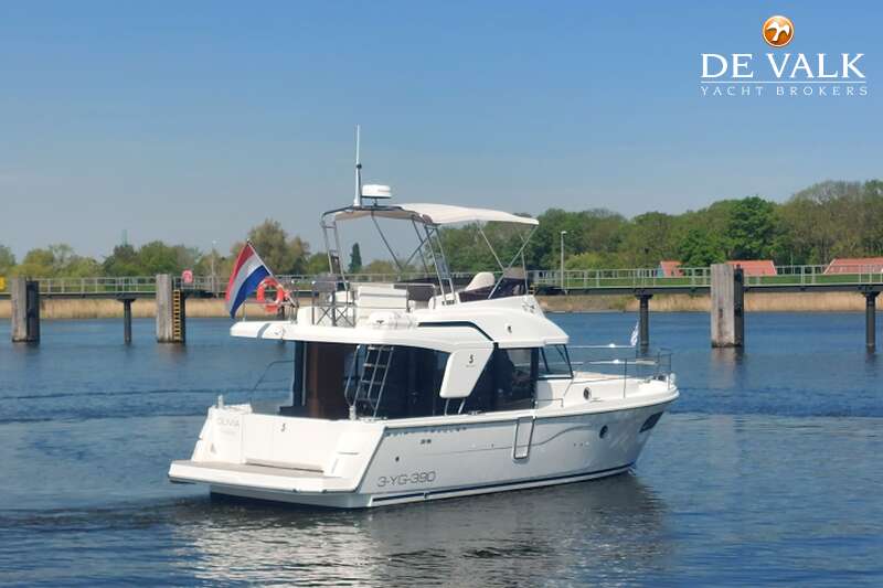 BENETEAU SWIFT TRAWLER 35