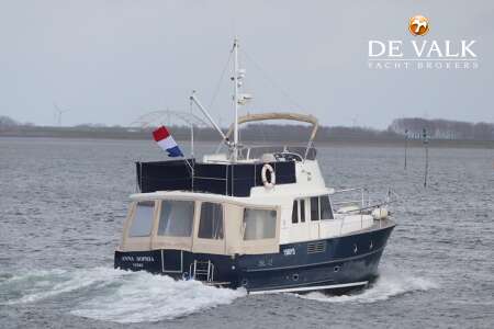 BENETEAU SWIFT TRAWLER 42