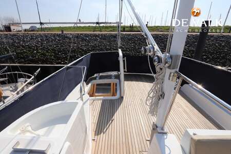 BENETEAU SWIFT TRAWLER 42