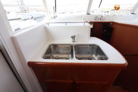 BENETEAU SWIFT TRAWLER 42