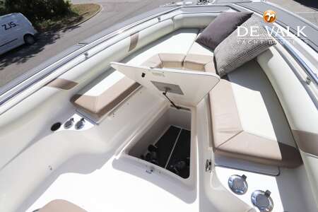 BOSTON WHALER 270 OUTRAGE