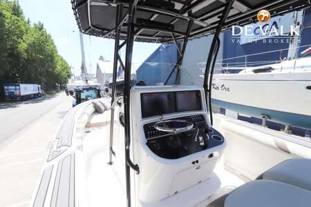 BOSTON WHALER 270 OUTRAGE