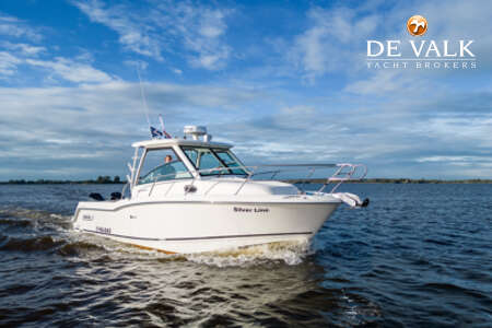 BOSTON WHALER 285 CONQUEST PILOTHOUSE