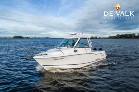 BOSTON WHALER 285 CONQUEST PILOTHOUSE