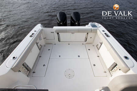 BOSTON WHALER 285 CONQUEST PILOTHOUSE