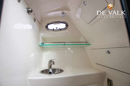 BOSTON WHALER 285 CONQUEST PILOTHOUSE