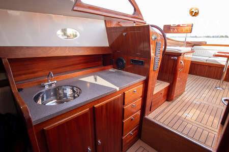 BRANDARIS BARKAS 1100 CABIN