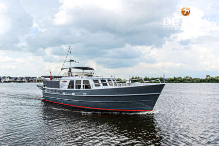 BRONSVEEN SPIEGELKOTTER 1480