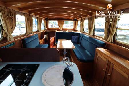 BROOKE MARINE MOTOR YACHT