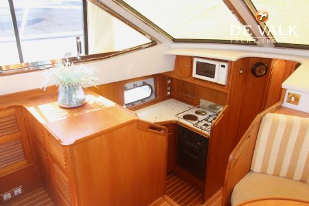 BROOM 44