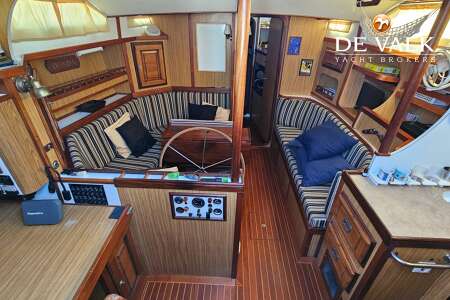 BRUCE ROBERTS MAURITIUS 43