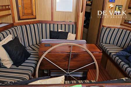 BRUCE ROBERTS MAURITIUS 43