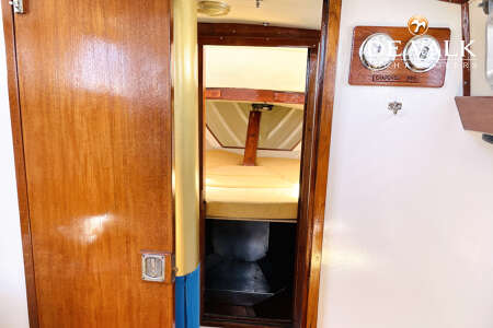 CAMPER & NICHOLSONS 32