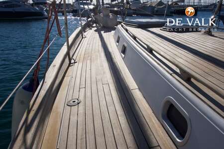 CAMPER & NICHOLSONS 58