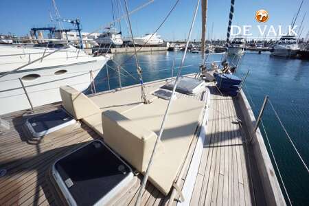 CAMPER & NICHOLSONS 58