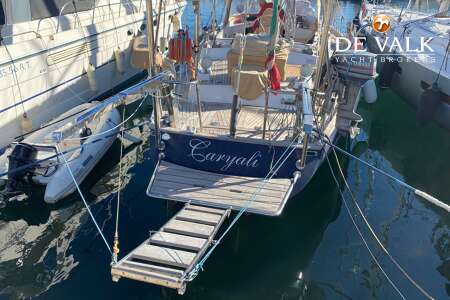 CAMPER & NICHOLSONS 58