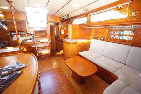CAMPER & NICHOLSONS 58