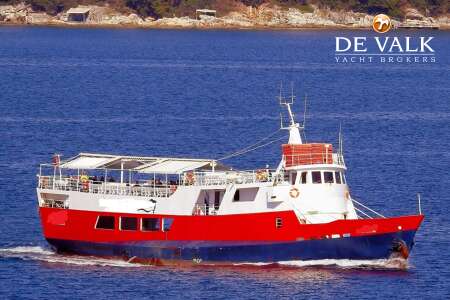 CAR/PASSENGERS FERRY 40