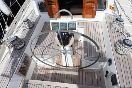 CARENA 47 PILOTHOUSE