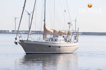 CARENA 47 PILOTHOUSE