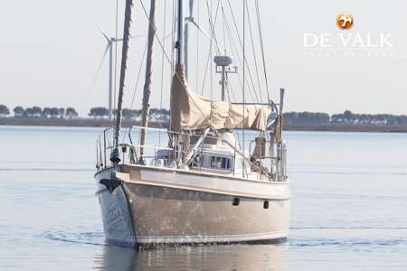 CARENA 47 PILOTHOUSE