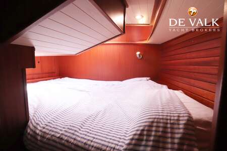 CARENA 47 PILOTHOUSE