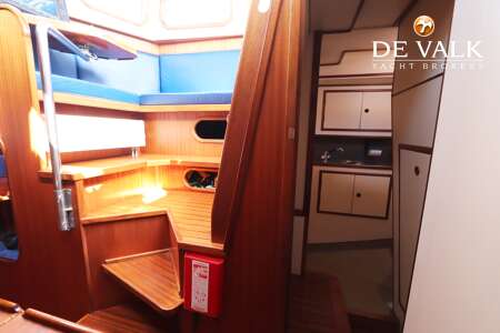 CARENA 47 PILOTHOUSE