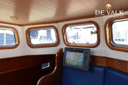 CARENA 47 PILOTHOUSE