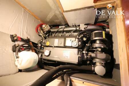 CARENA 47 PILOTHOUSE