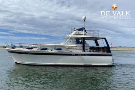 CHRIS-CRAFT COMMANDER 47 FLUSH DECK