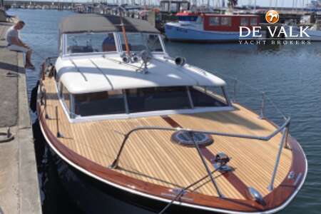 CHRIS-CRAFT ROAMER EXPRESS DELUXE