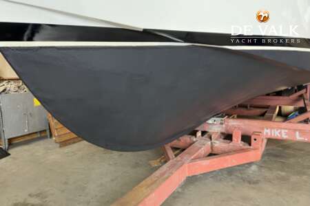 CHRIS-CRAFT ROAMER EXPRESS DELUXE