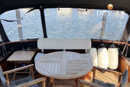 CHRIS-CRAFT ROAMER EXPRESS DELUXE