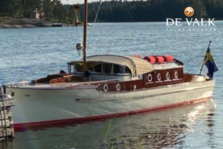 CLASSIC MOTOR YACHT